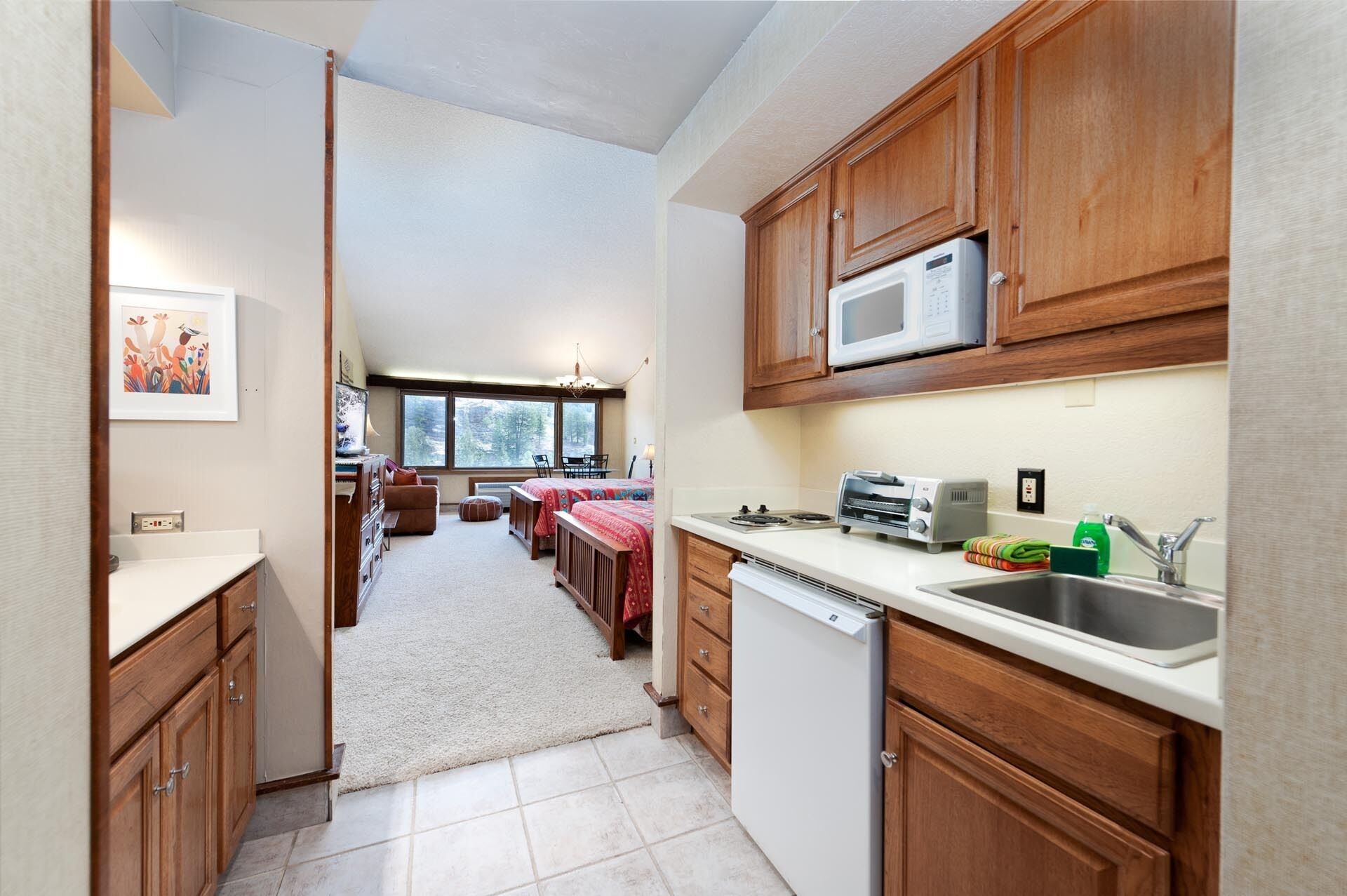 Fer et planche à repasser, Wi-Fi gratuit, draps fournis