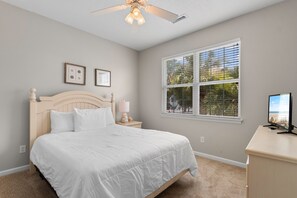 6 Schlafzimmer, Bügeleisen/Bügelbrett, kostenloses WLAN, Bettwäsche