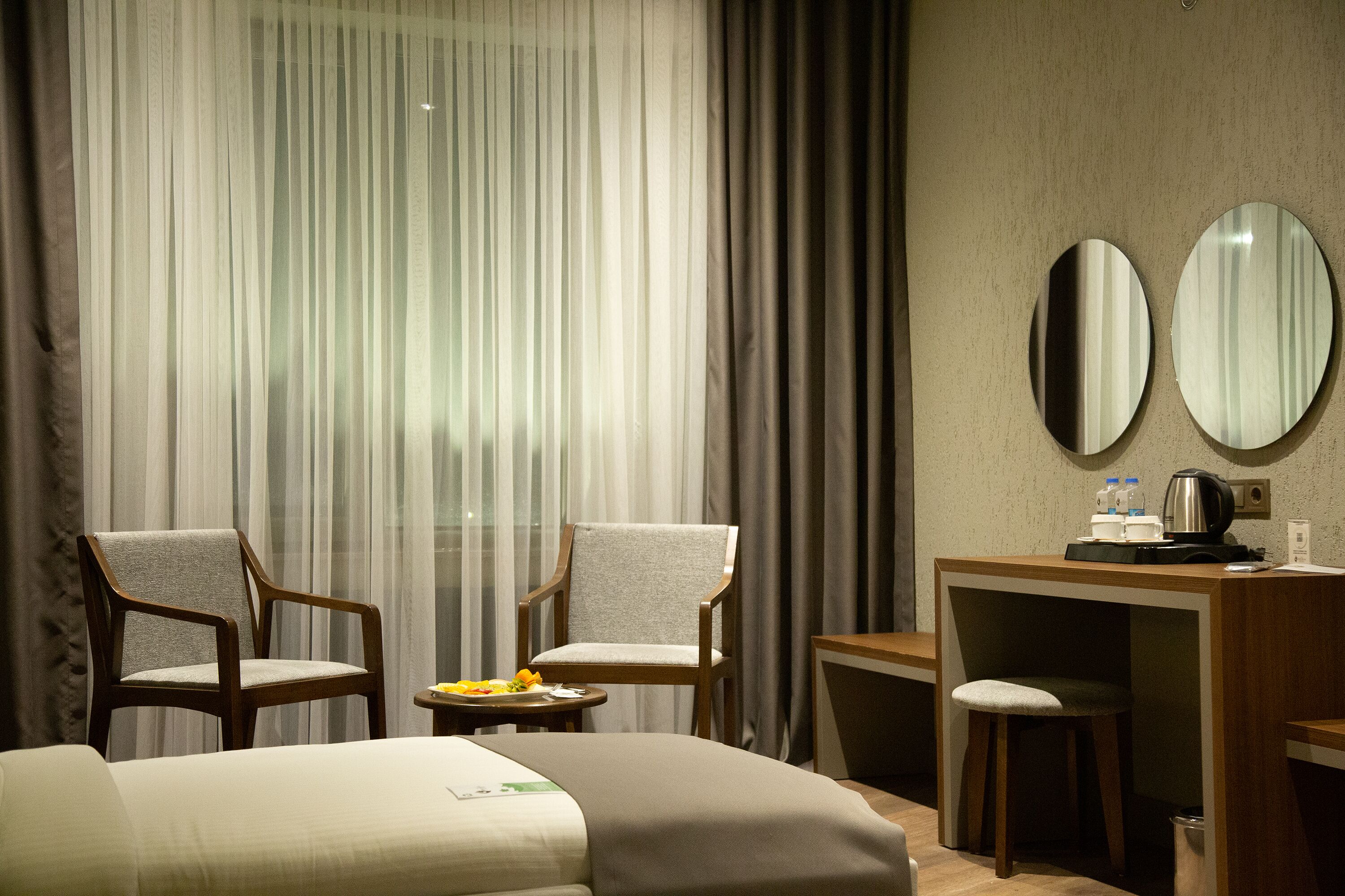 hypo-allergenic bedding, select comfort beds, minibar, in-room safe