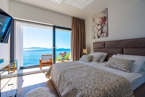 3 bedrooms, iron/ironing board, WiFi, bed sheets - Luxury Villa Blue Planet with private pool, jacuzzi, private parking on Korcula (Blato)