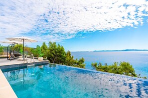 Pool - Luxury Villa Blue Planet with private pool, jacuzzi, private parking on Korcula (Blato)