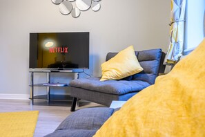 Smart TV - Stadium View by Tŷ SA (Cardiff)