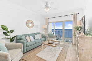 Smart TV, video games, DVD player, books - Tons of Family Amenities Included, Amazing Views, 3 Pools (1 heated indoor pool) (Gulf Shores)