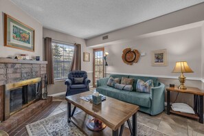 TV, fireplace, DVD player, stereo