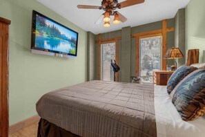 1 bedroom, iron/ironing board, WiFi, bed sheets - 1 BDR Condo with Rustic Charm Heart of Downtown (Park City)