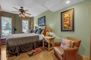 1 habitación, tabla de planchar con plancha, wifi y ropa de cama 