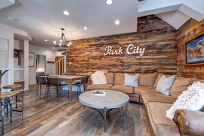 Televisión, chimenea