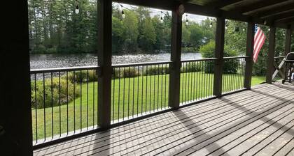 Whitney Landing: A Lakeside Getaway on Upper Cold Stream Pond
