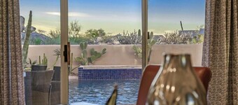 Serenity Peaks- Gorgeous Pet Friendly Villa in Scottsdale with Pool, Spa, and Bi