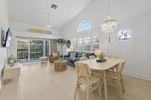 TV - Welcome to SEA SALT FMB (Fort Myers Beach)