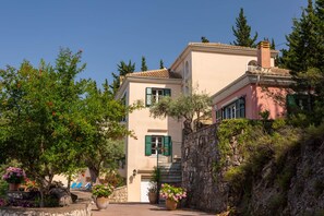 Exterior - Boutique Villa Andronice with amazing view at the Ionian Sea (Tsoukalades)