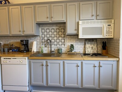 Lovely studio at Mariners Landing! 