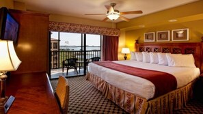 3 bedrooms, iron/ironing board, free WiFi, bed sheets - Right outside of Disney World. (Kissimmee)