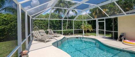 Outdoor pool, a heated pool