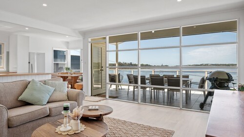 Burrill Lake Cottage