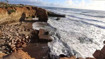 Sun-loungers, beach towels