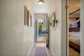 2 dormitorios, escritorio, tabla de planchar con plancha y wifi gratis