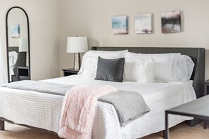 5 bedrooms, desk, iron/ironing board, free WiFi