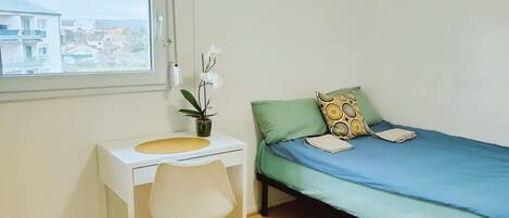 1 多间卧室、WiFi