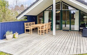 Ulkoruokailutilat