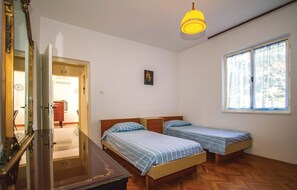 4 habitaciones, wifi gratis y ropa de cama