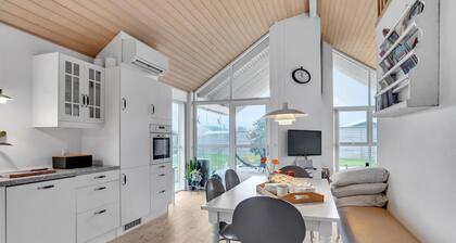 Awesome home in Kerteminde with kitchen