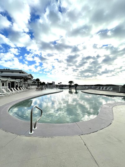 Ahh….. The Quiet Side of Beach Living!  Two bedroom Two bath Condo