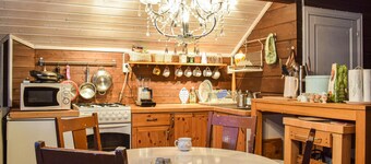 3 bedroom beautiful home in Eikefjord
