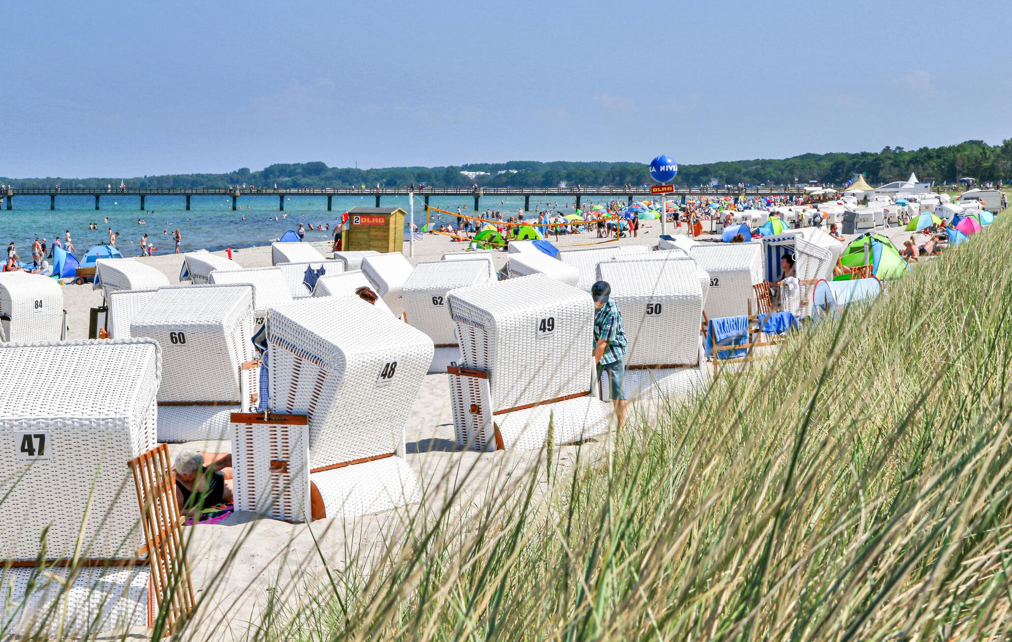 Platja a a prop i pesca 