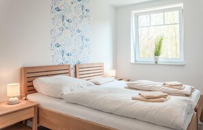 4 Schlafzimmer, kostenloses WLAN, Bettwäsche