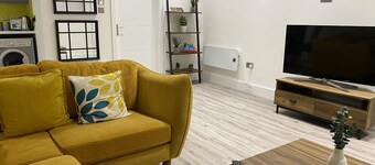 Stylish 3beds Nystyle Apt - Parking, Self Check-in