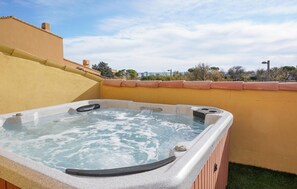 Baignoire à remous extérieure