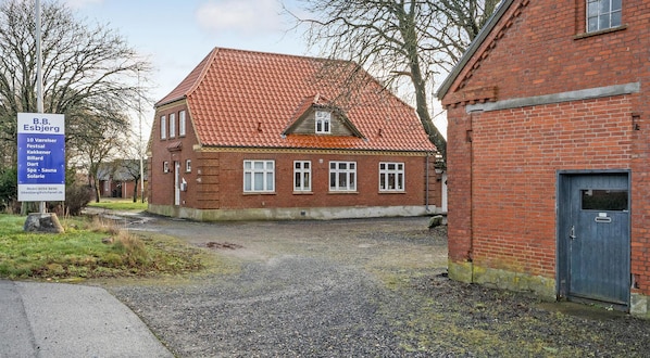 Esterni