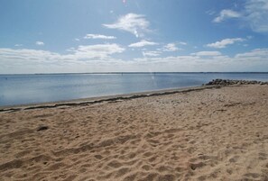 Sun-loungers, beach towels