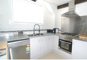 Fridge, microwave, oven, dishwasher