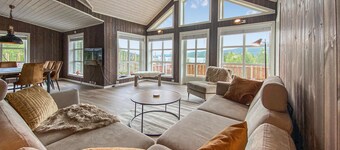 Beautiful home in Rødberg