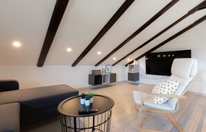 Smart TV, fireplace - Lovely home in Slunj with WiFi (Slunj)