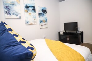 1 soverom, strykejern/-brett, wi-fi (inkludert) og sengetøy