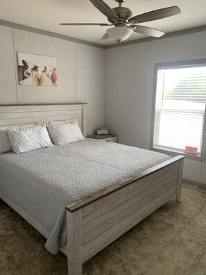 3 bedrooms, iron/ironing board, free WiFi, bed sheets