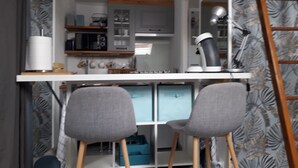 Interior - Le Mini Loft *** La Suite, Montargis. (Montargis)