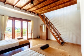 مكتب وتجهيزات عازلة للصوت وواي فاي مجانًا وملاءات أسرّة