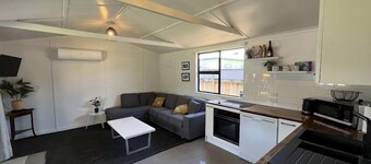 Walk to the Water - Whangamata Holiday Home