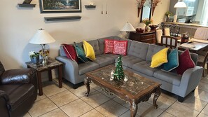 Smart TV, computer monitors