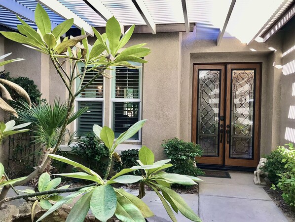 Exterior detail - Cozy vacation home-pool, golf, Palm Springs, Indio Ca (Indio)