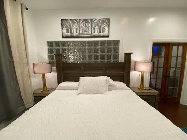 1 bedroom, iron/ironing board, free WiFi, bed sheets