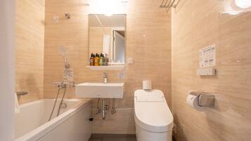 Chambre Familiale, non-fumeur | Salle de bain