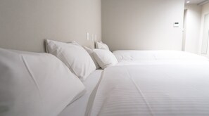 Economy Triple Room, Non Smoking (No daily cleaning)