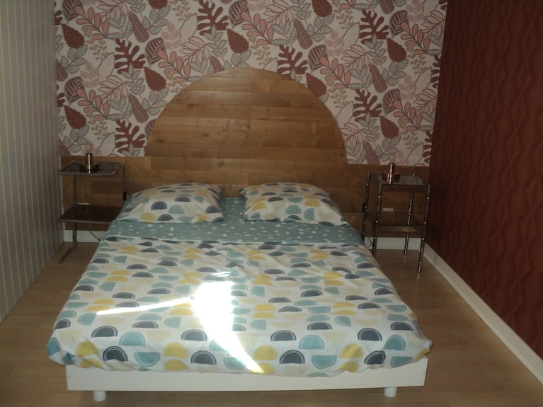 Homestay In A Condominium - La Rochelle