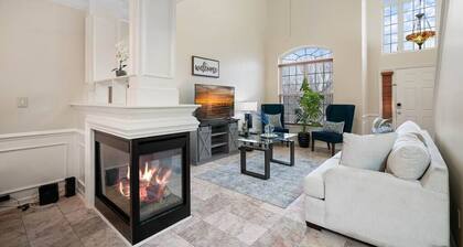 Cozy 4B/2.5B University Home King Beds Jacuzzi