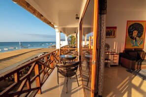 Chambre Double Junior, balcon, vue océan | Terrasse/Patio